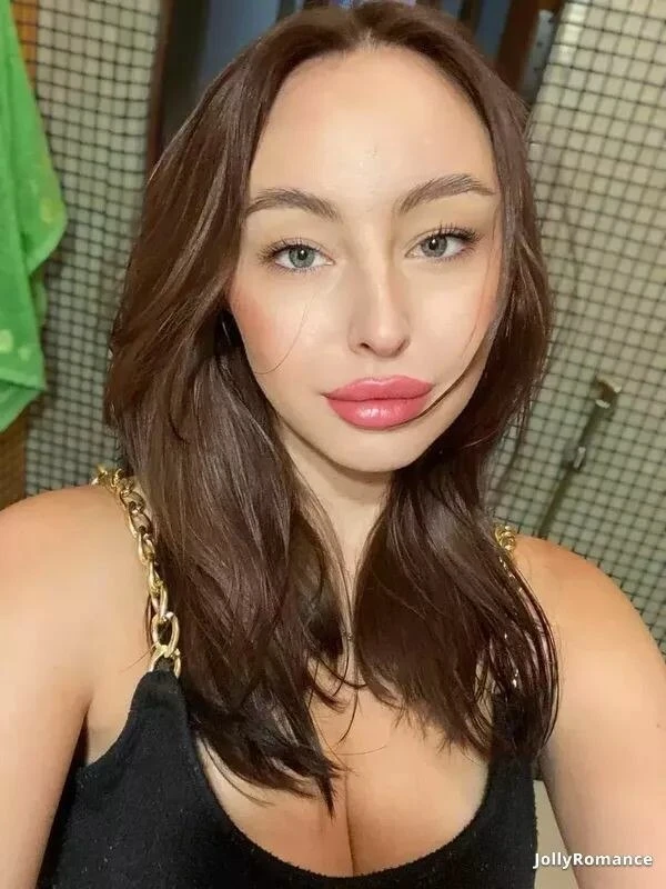 Ekaterina Profile image 1